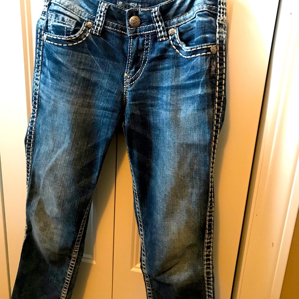 Women’s Silver brand capris